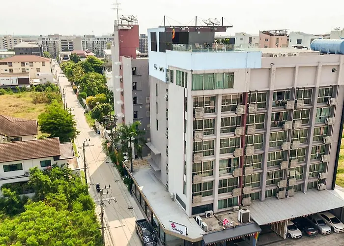 Chaba Srinakarin Apartment *